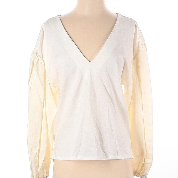 ZARA Cream Bishop Sleeve Blouse with Ruched Details - Picture 3 of 8